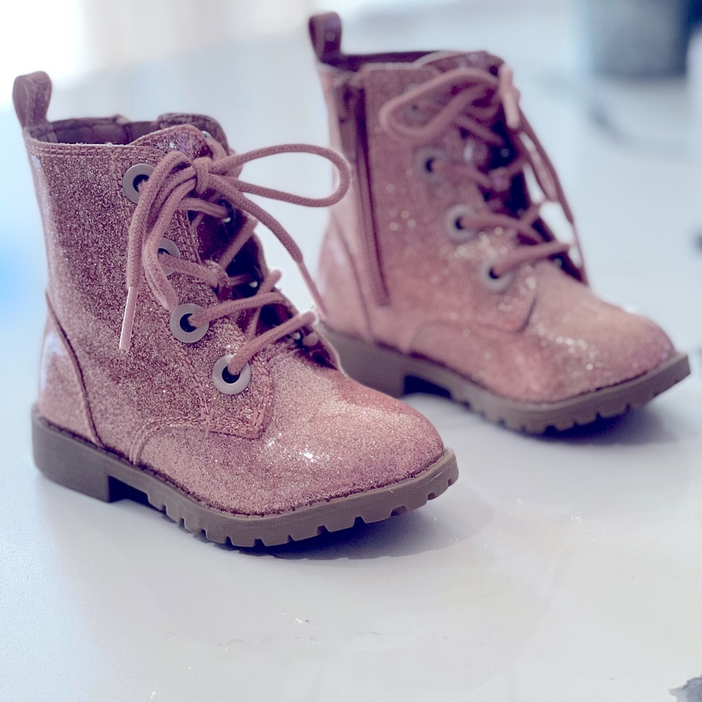 Old Navy Toddler Pink Glitter Boots